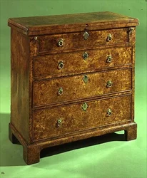 Bachelors Kommode, um 1715